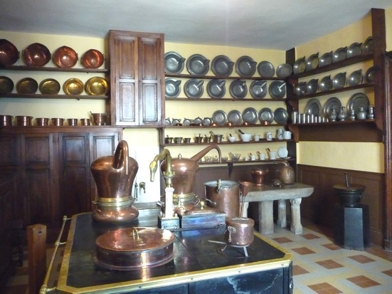 Apothicairerie Bourg-en-Bresse - D&eacute;tail pots